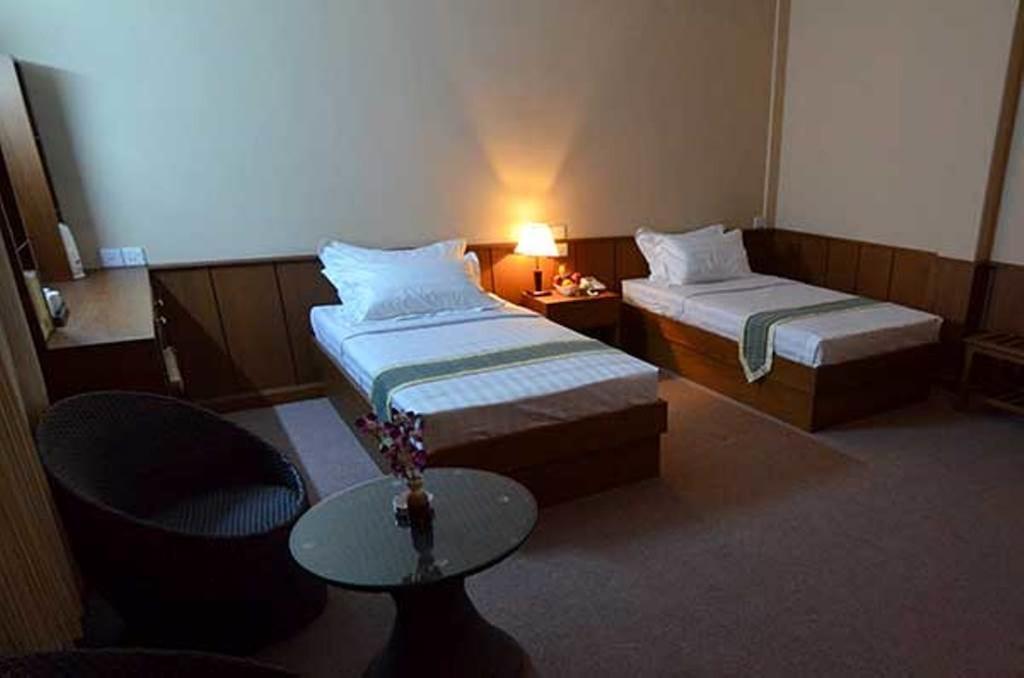 Kyi Tin Hotel Mandalay Luaran gambar