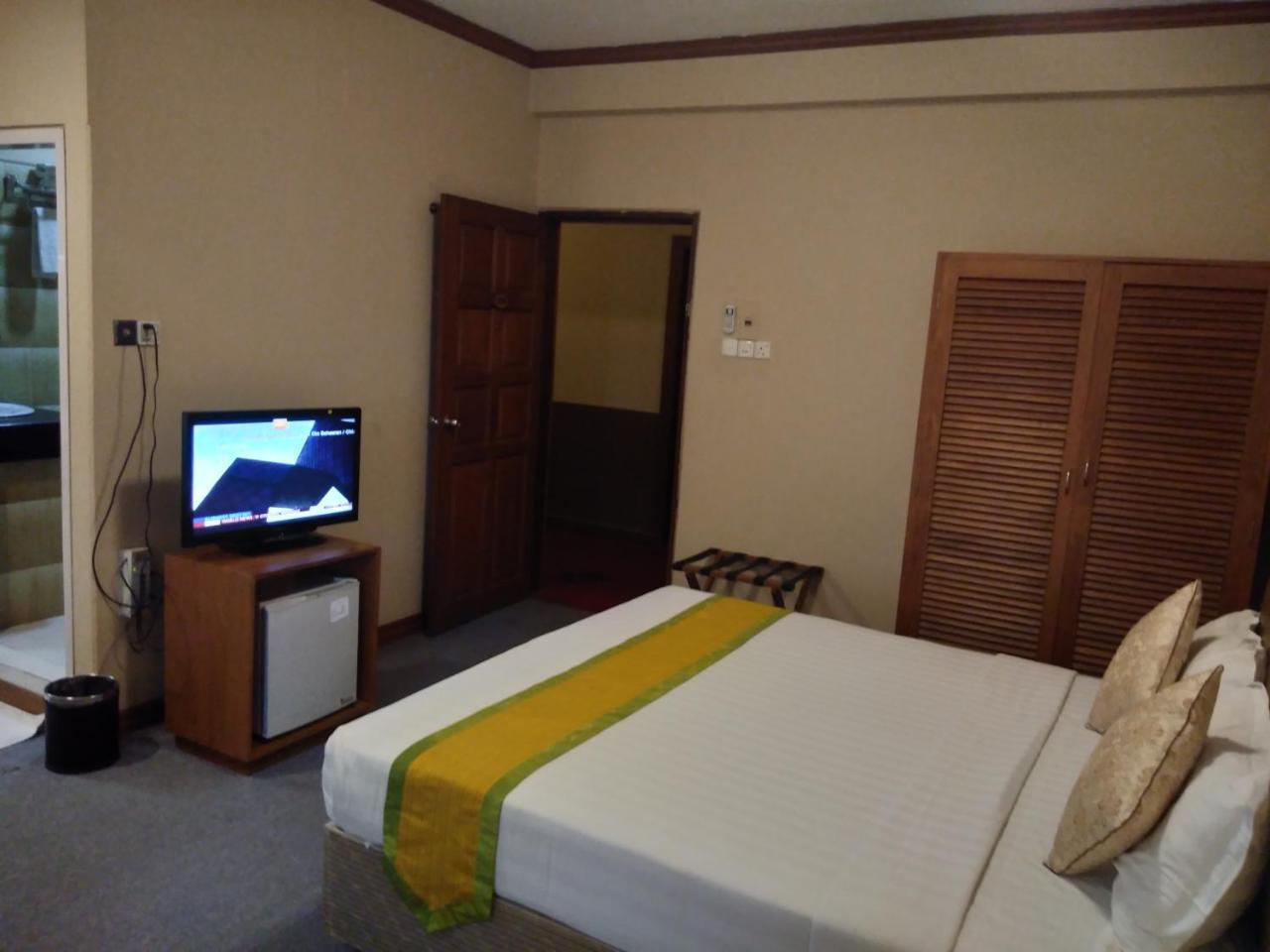 Kyi Tin Hotel Mandalay Luaran gambar